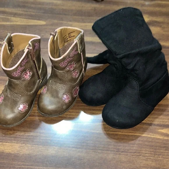 Boot bundle- 2 pair size 6 toddler - Picture 1 of 15